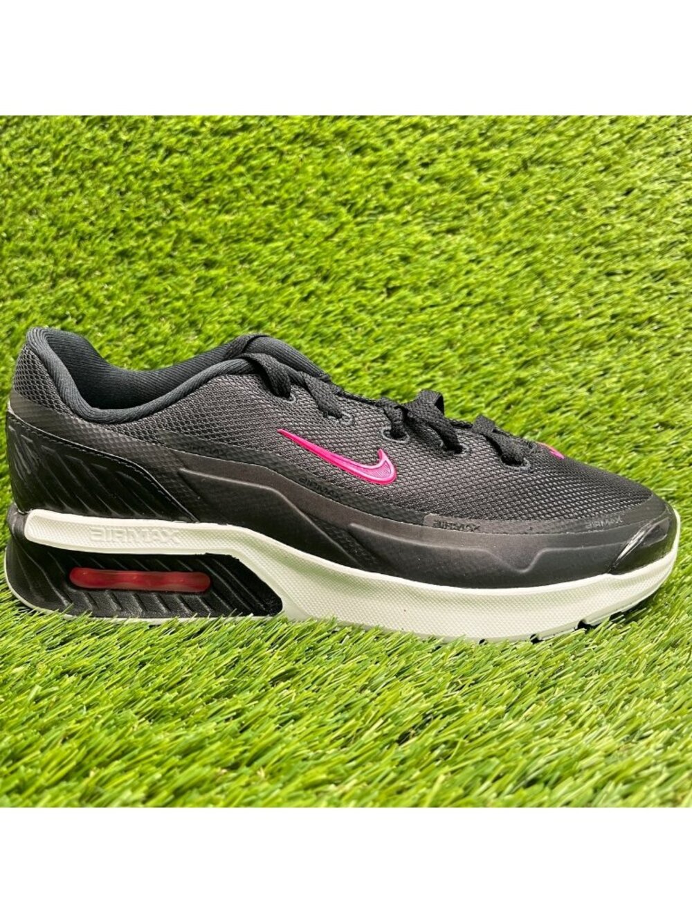 Nike Air Max Bia Womens Size 8.5 Black Pink Athletic Running Shoes Sneakers